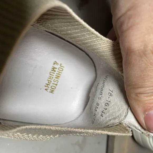 Johnston & Murphy Beige Cream Gold Slip On Casual Shoes Sneakers Womens Size 8 M - Picture 9 of 10
